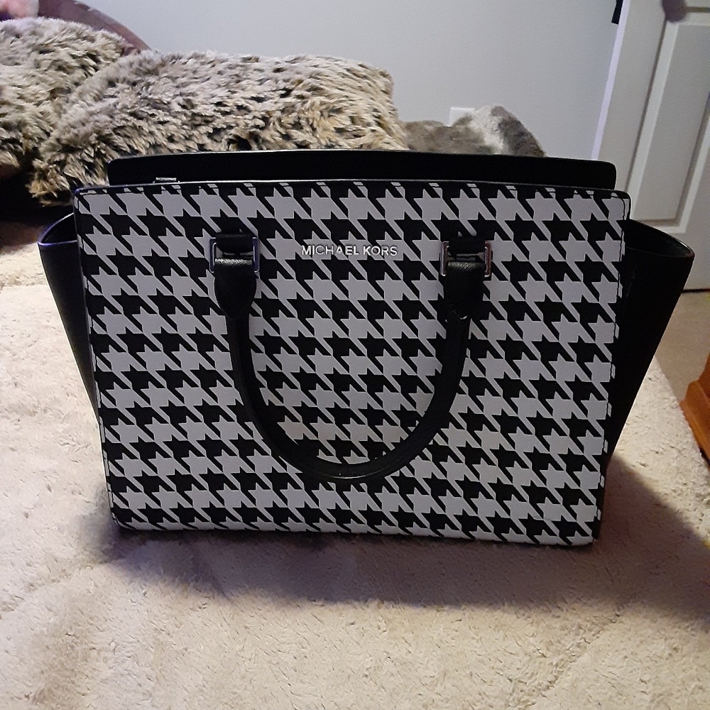 Michael Kors Houndstooth Selma Large
